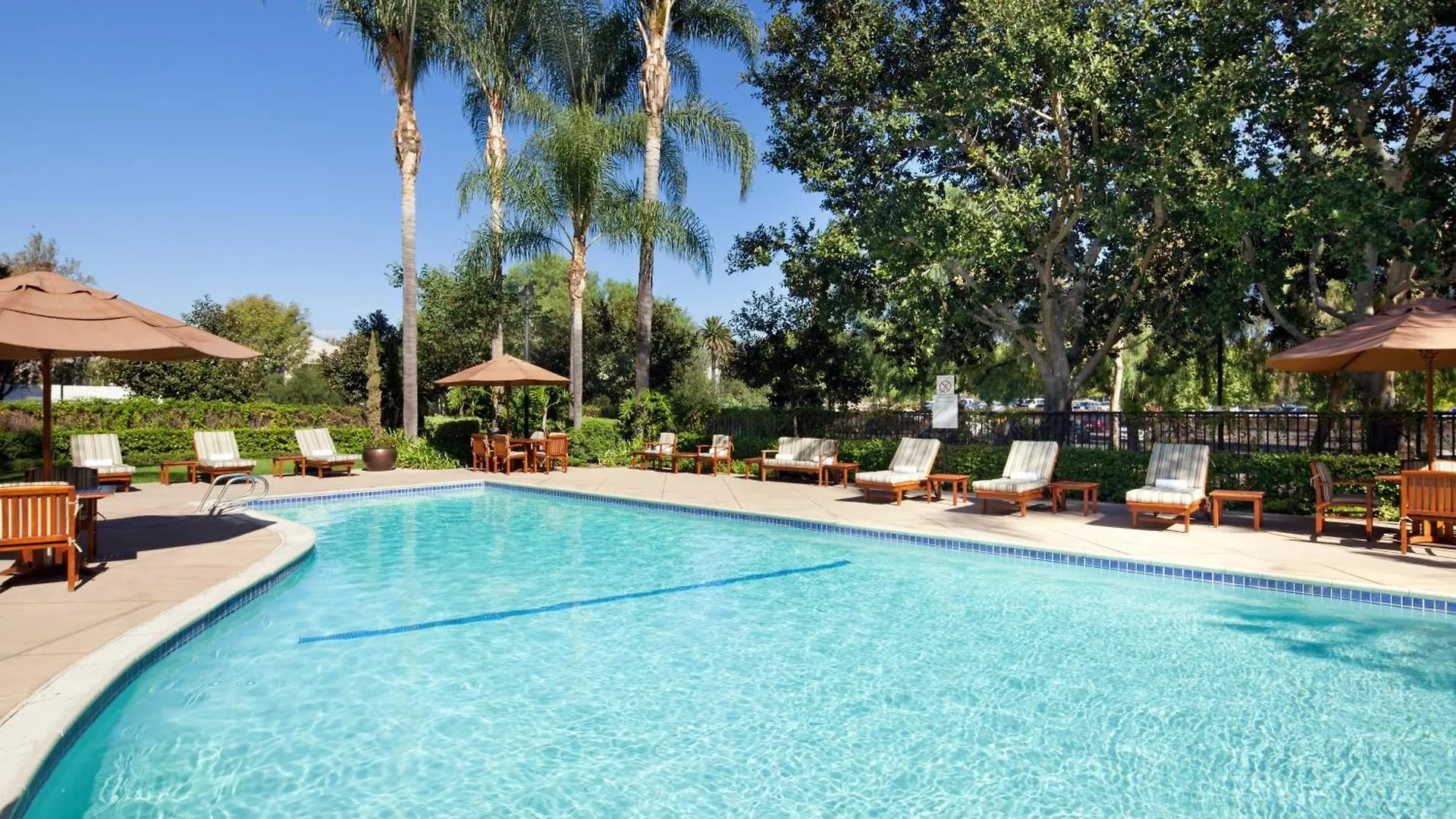**** Hotel Sheraton Fairplex Suites & Conference Center Pomona United States